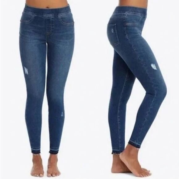 Spanx Raw Hem Pull On Jeans SP - Picture 1 of 11